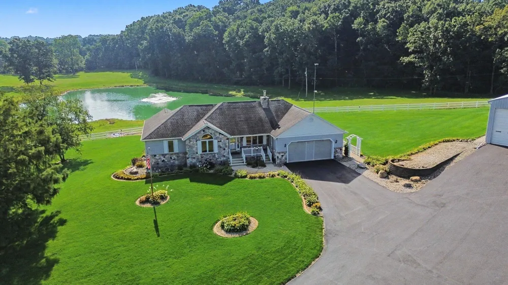 65650 Dailey Road Jefferson Township, MI 49112