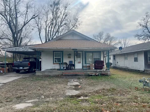 1100 W 9th Street