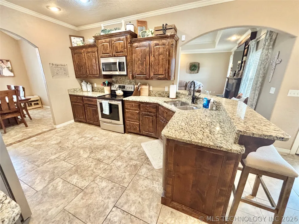2010 E Creekside Road Stigler, OK 74462