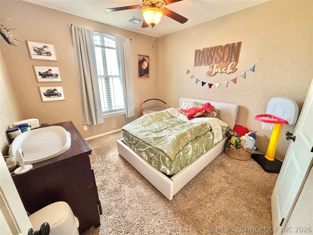 2010 E Creekside Road Stigler, OK 74462