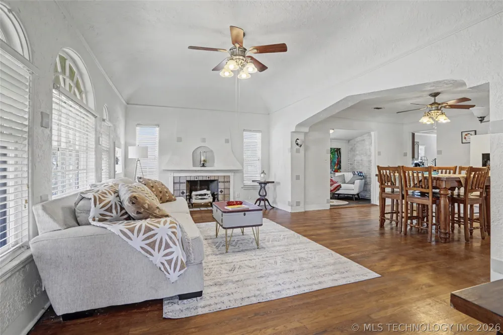 803 S Jamestown Avenue Tulsa, OK 74112