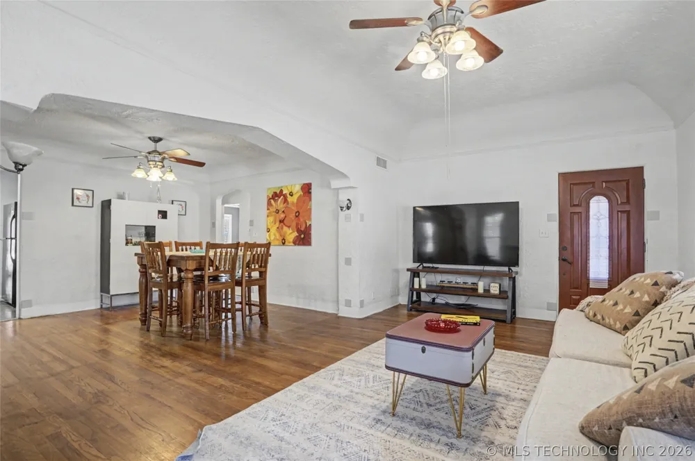 803 S Jamestown Avenue Tulsa, OK 74112