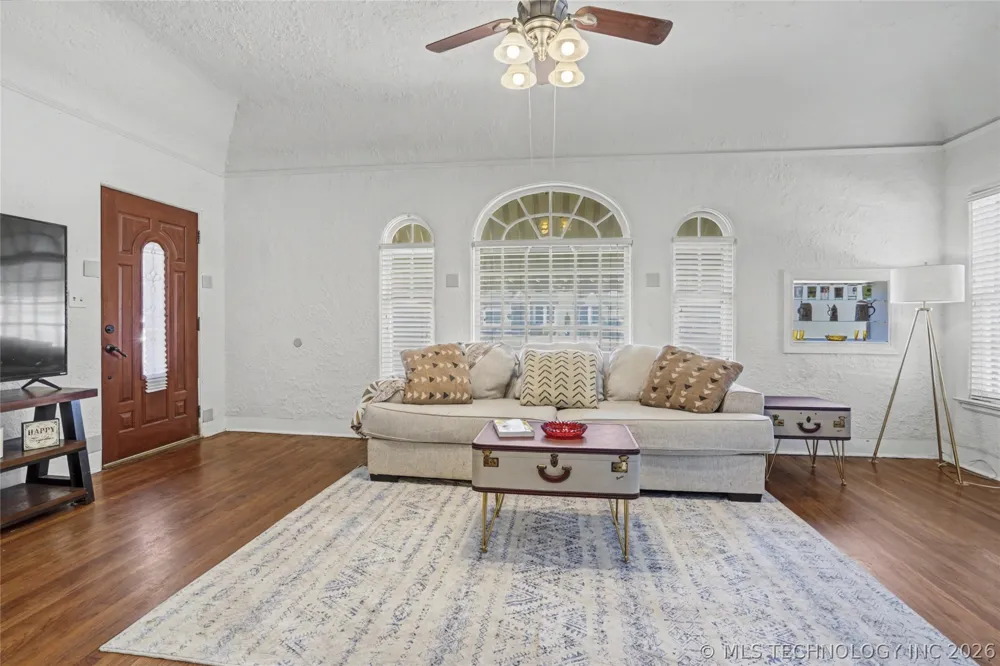 803 S Jamestown Avenue Tulsa, OK 74112