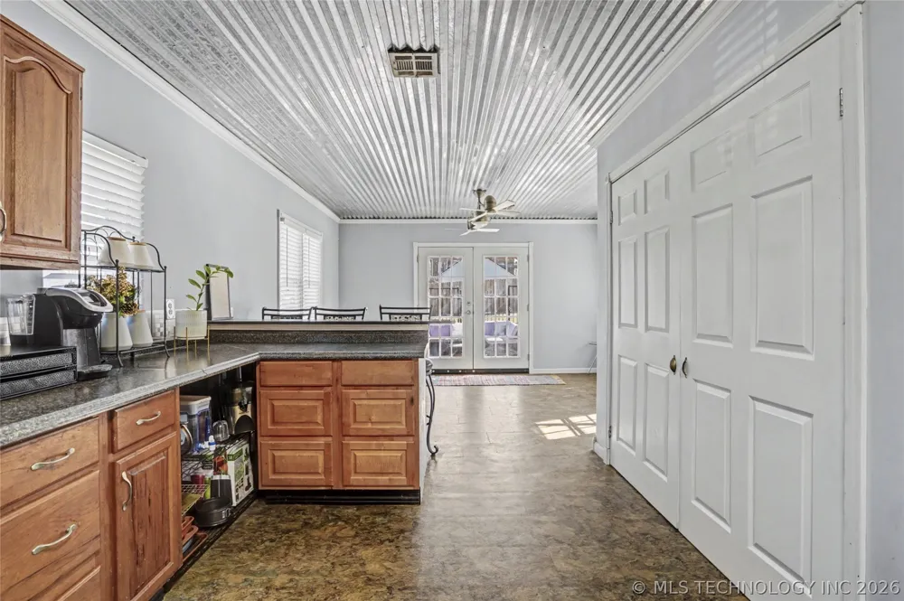 803 S Jamestown Avenue Tulsa, OK 74112