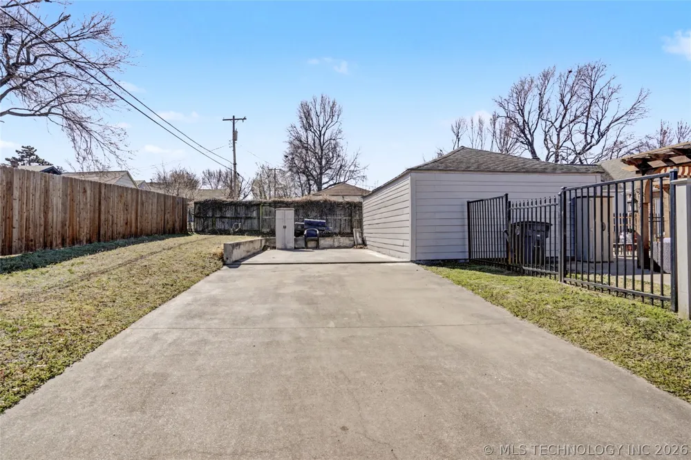 803 S Jamestown Avenue Tulsa, OK 74112