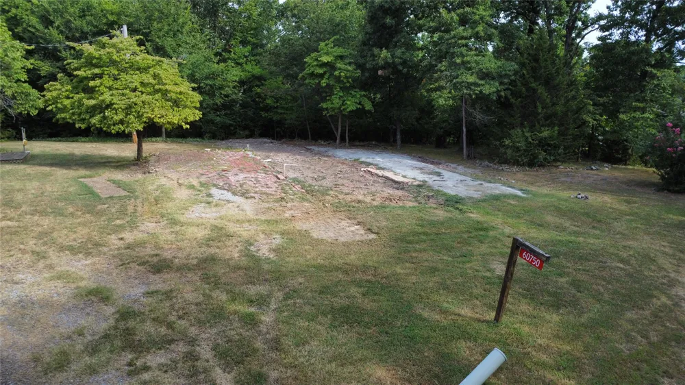 60750 E 200 ROAD Fairland, OK 74343