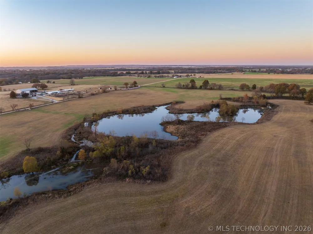 110 E 220 ROAD Afton, OK 74331