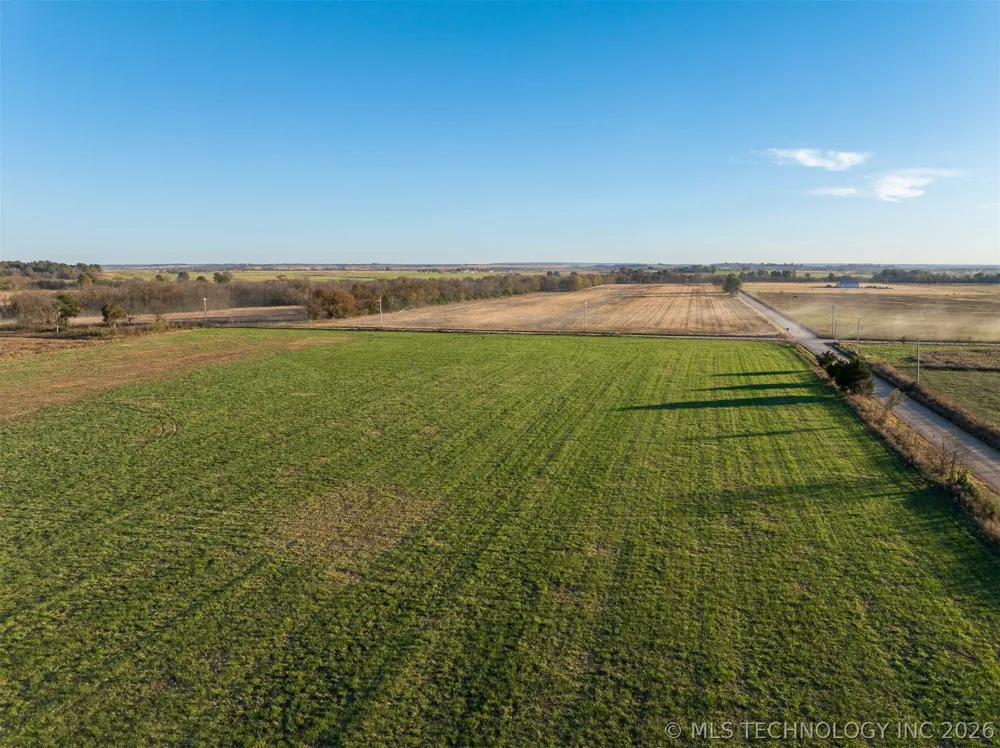 110 E 220 ROAD Afton, OK 74331
