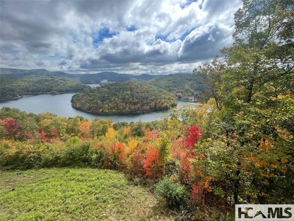 938 Shepherds Gap Road Cullowhee, NC 28723