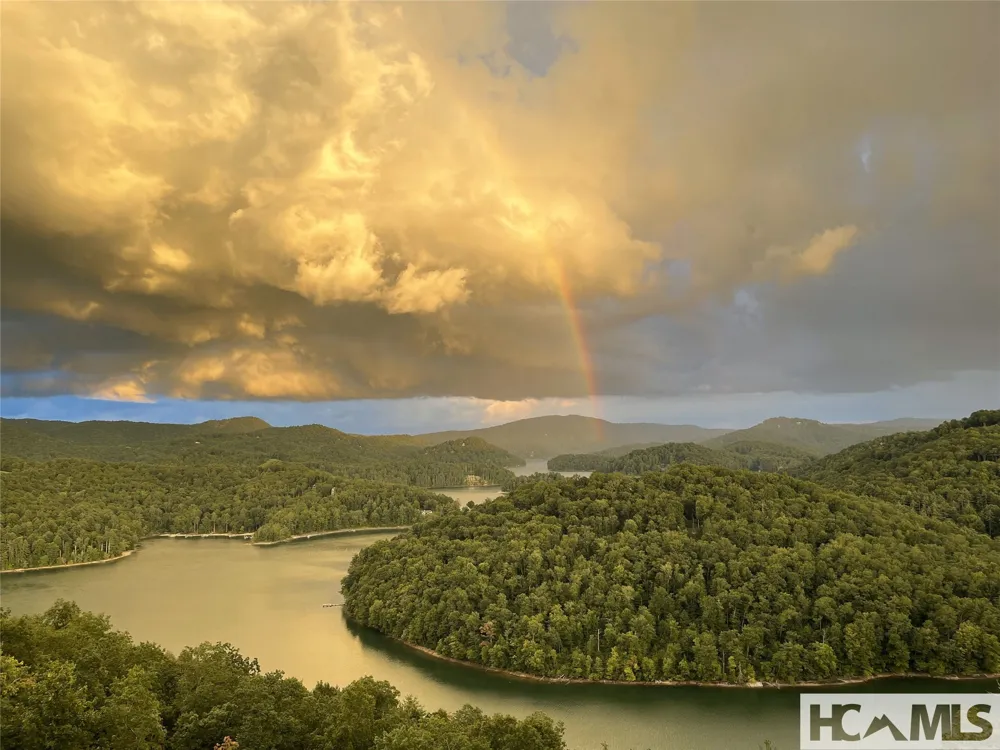 938 Shepherds Gap Road Cullowhee, NC 28723