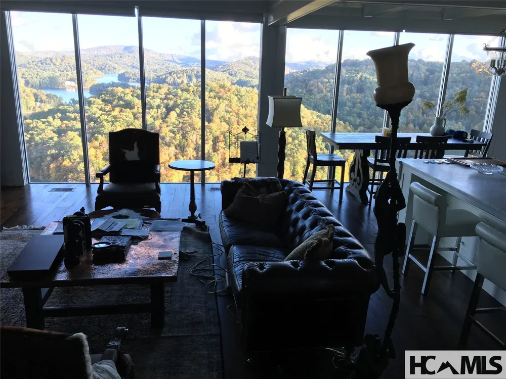 938 Shepherds Gap Road Cullowhee, NC 28723