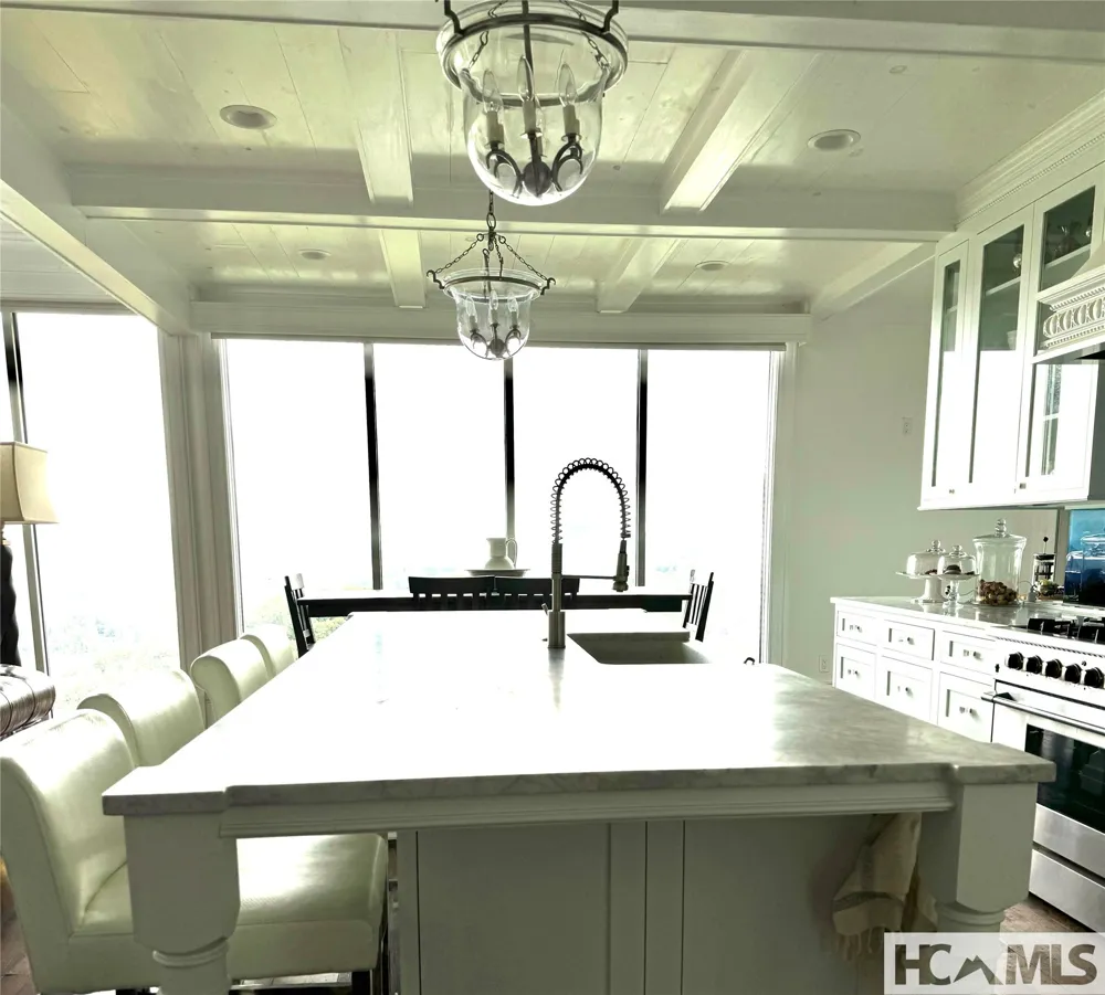 938 Shepherds Gap Road Cullowhee, NC 28723