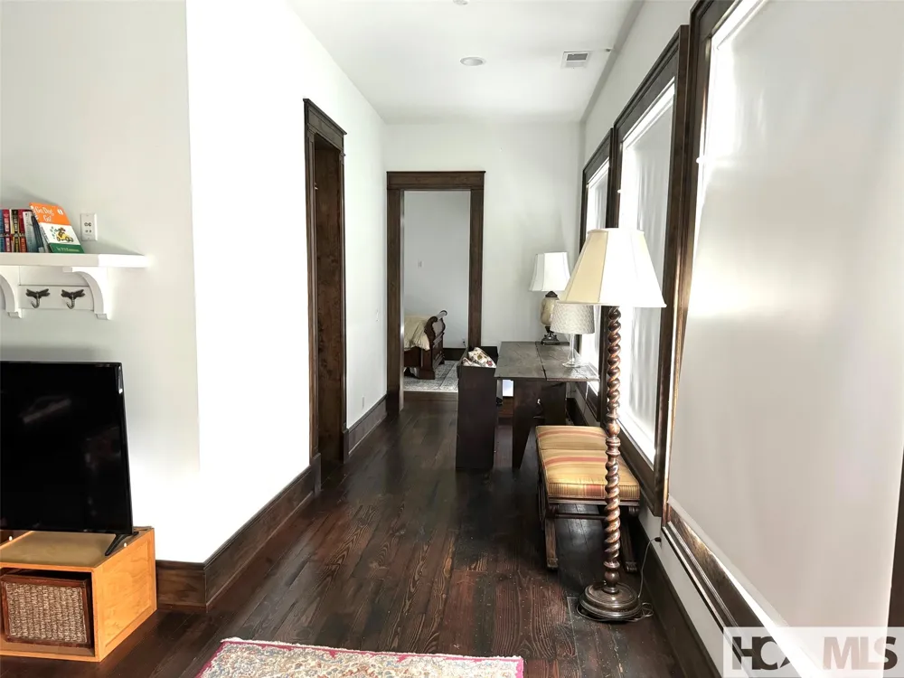 938 Shepherds Gap Road Cullowhee, NC 28723