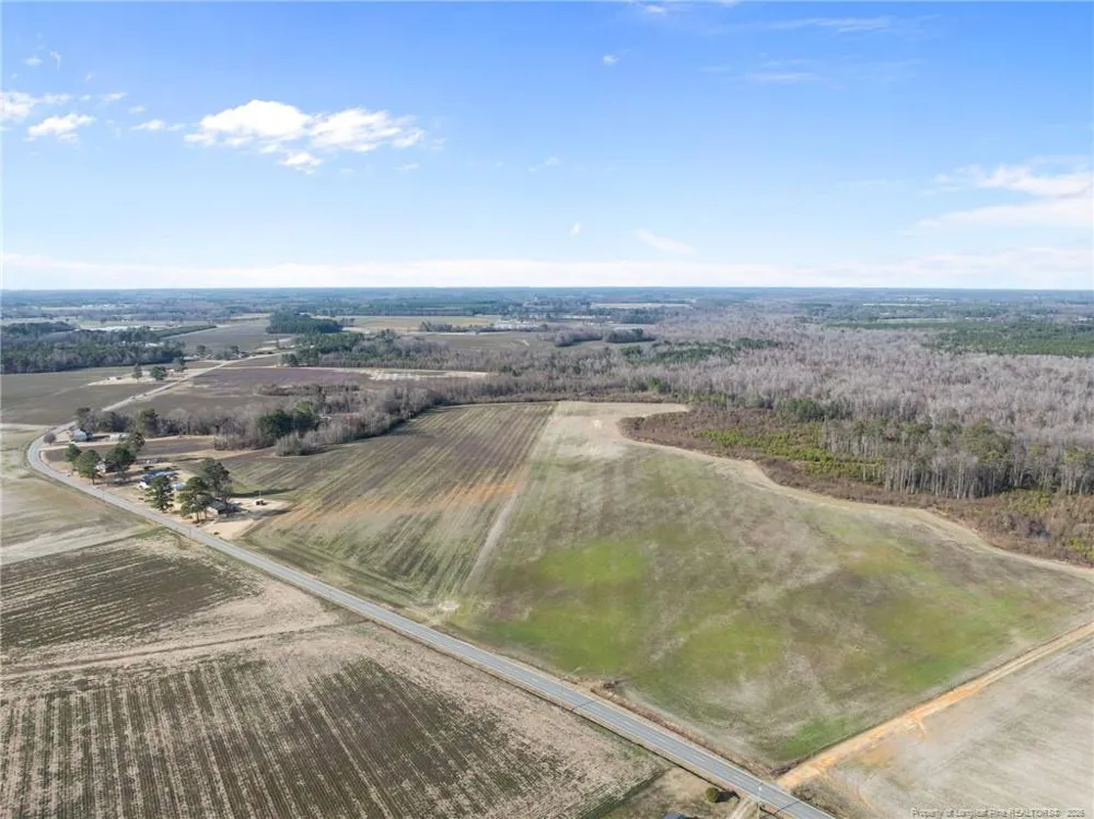 2876 Dunn Road Roseboro, NC 28382