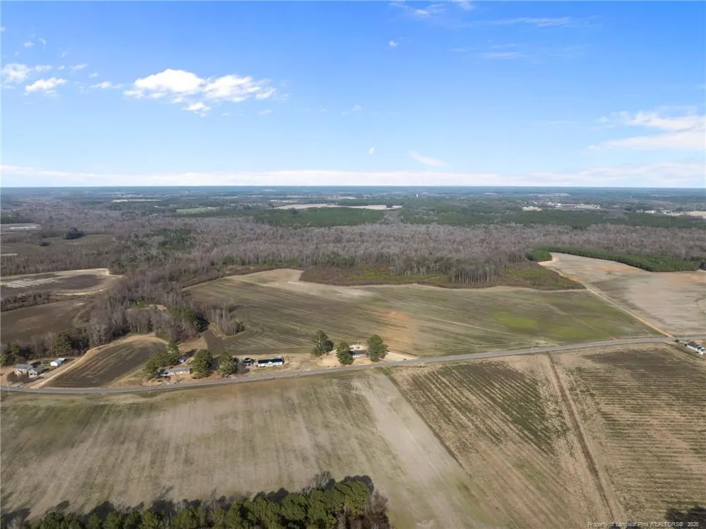 2876 Dunn Road Roseboro, NC 28382