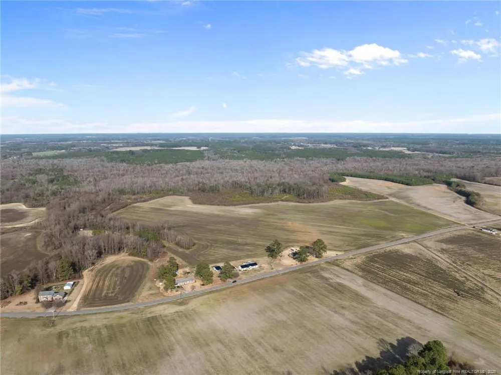 2876 Dunn Road Roseboro, NC 28382