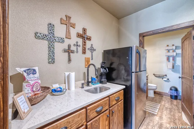 1575 Mountain Valley Drive Concan, TX 78838