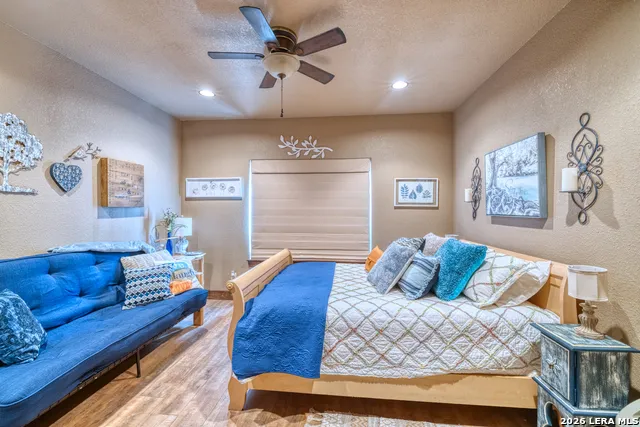1575 Mountain Valley Drive Concan, TX 78838
