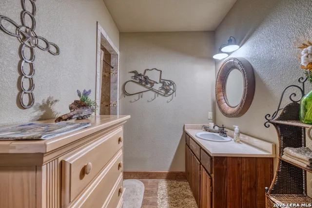 1575 Mountain Valley Drive Concan, TX 78838