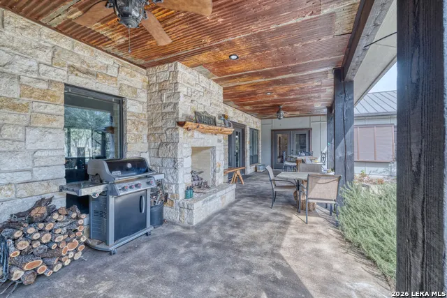 1575 Mountain Valley Drive Concan, TX 78838