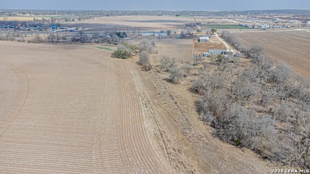 3124 HWY 90 E Castroville, TX 78009