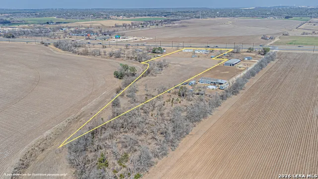 3124 HWY 90 E Castroville, TX 78009