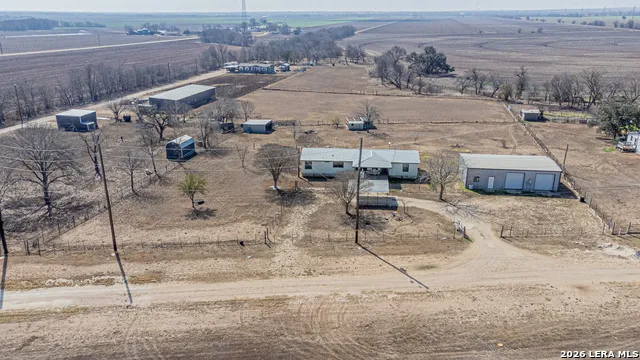 3124 HWY 90 E Castroville, TX 78009