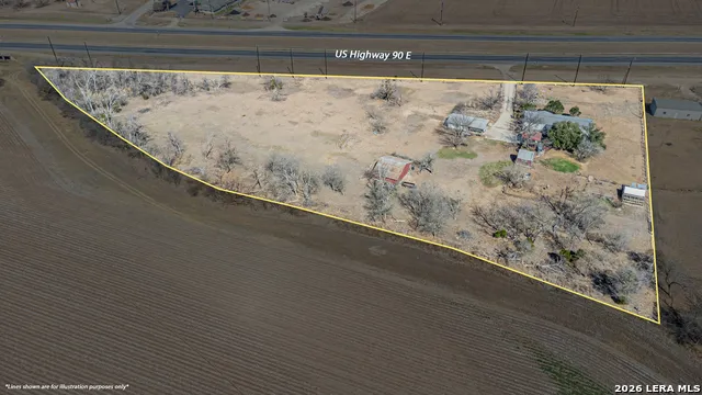 3100 HWY 90 E Castroville, TX 78009