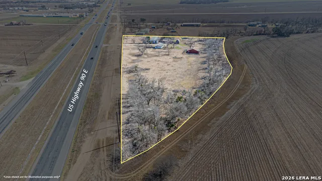 3100 HWY 90 E Castroville, TX 78009