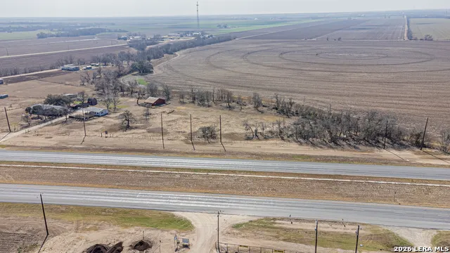 3100 HWY 90 E Castroville, TX 78009
