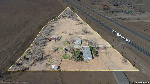 3100 HWY 90 E Castroville, TX 78009