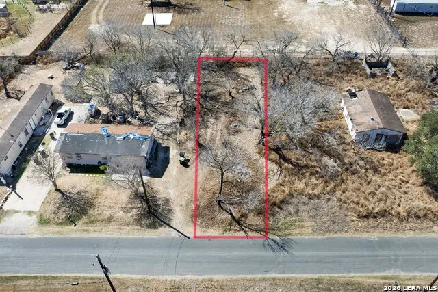 18829 Lagloria Rd Elmendorf, TX 78112