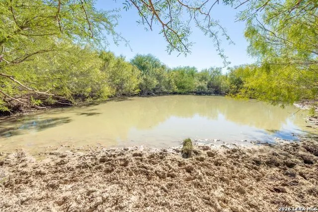 SH 359 359 Laredo, TX 78043