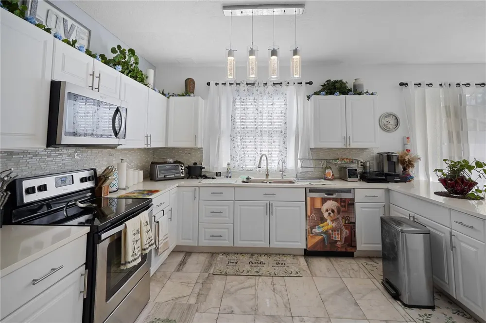4962 SWEET CEDAR CIRCLE Orlando, FL 32829