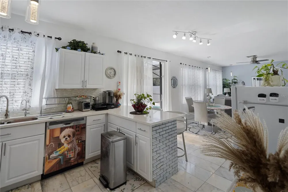 4962 SWEET CEDAR CIRCLE Orlando, FL 32829