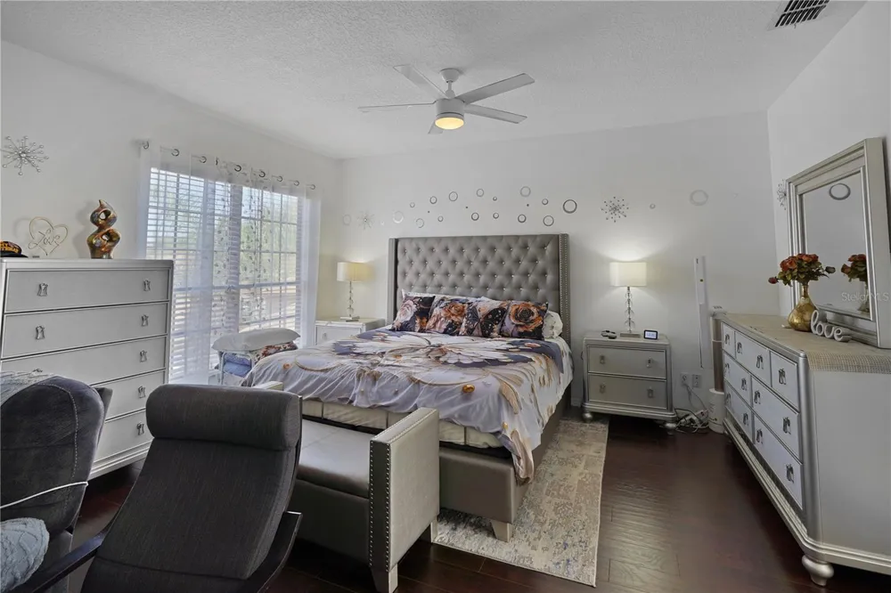 4962 SWEET CEDAR CIRCLE Orlando, FL 32829