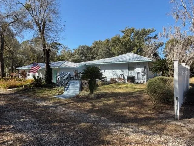23404 HOBDY ROAD Sorrento, FL 32776