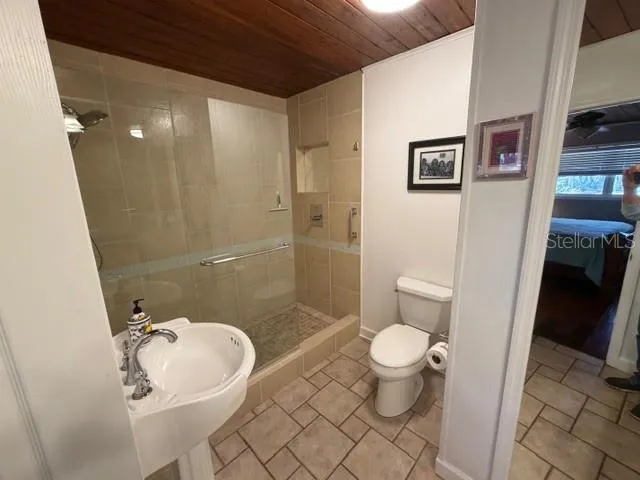 23404 HOBDY ROAD Sorrento, FL 32776