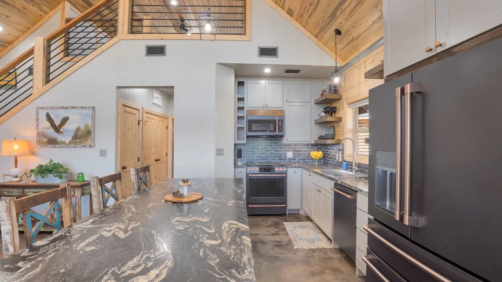537 County Road 1596 Avinger, TX 75630