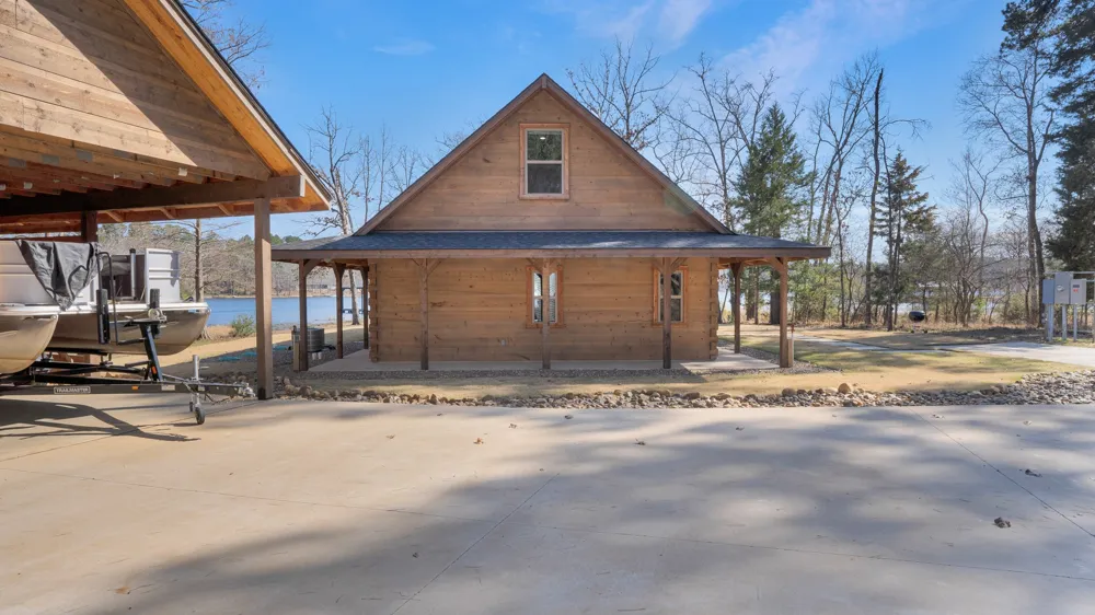 537 County Road 1596 Avinger, TX 75630
