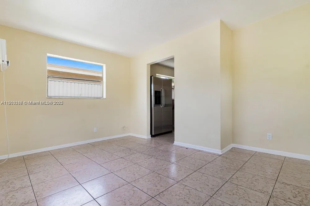 805 NW 3rd Ter #1 Hallandale Beach, FL 33009