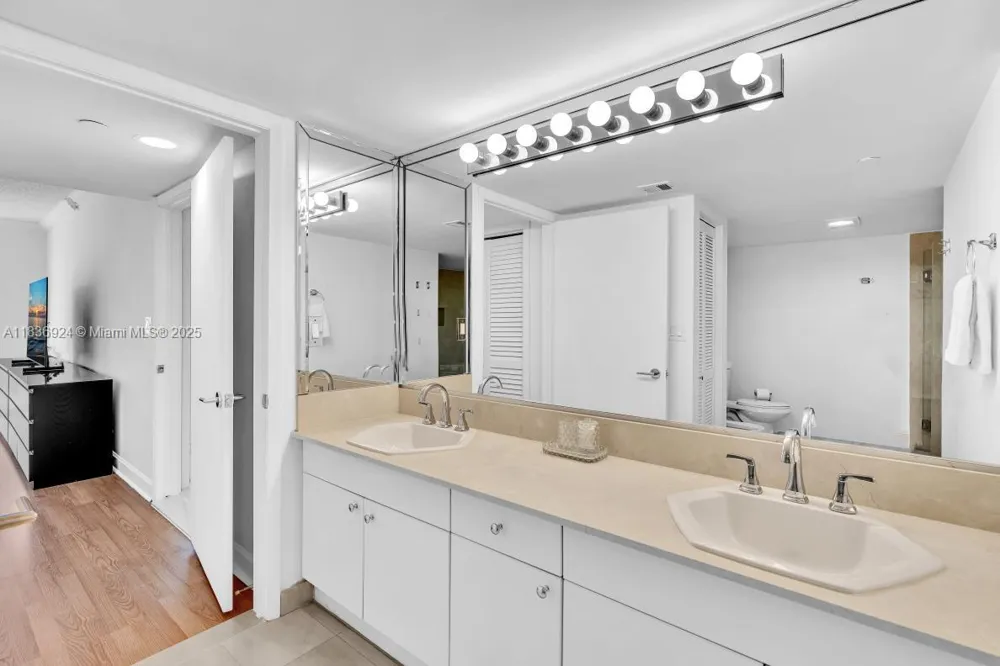 8855 E Collins Ave #2F Surfside, FL 33154