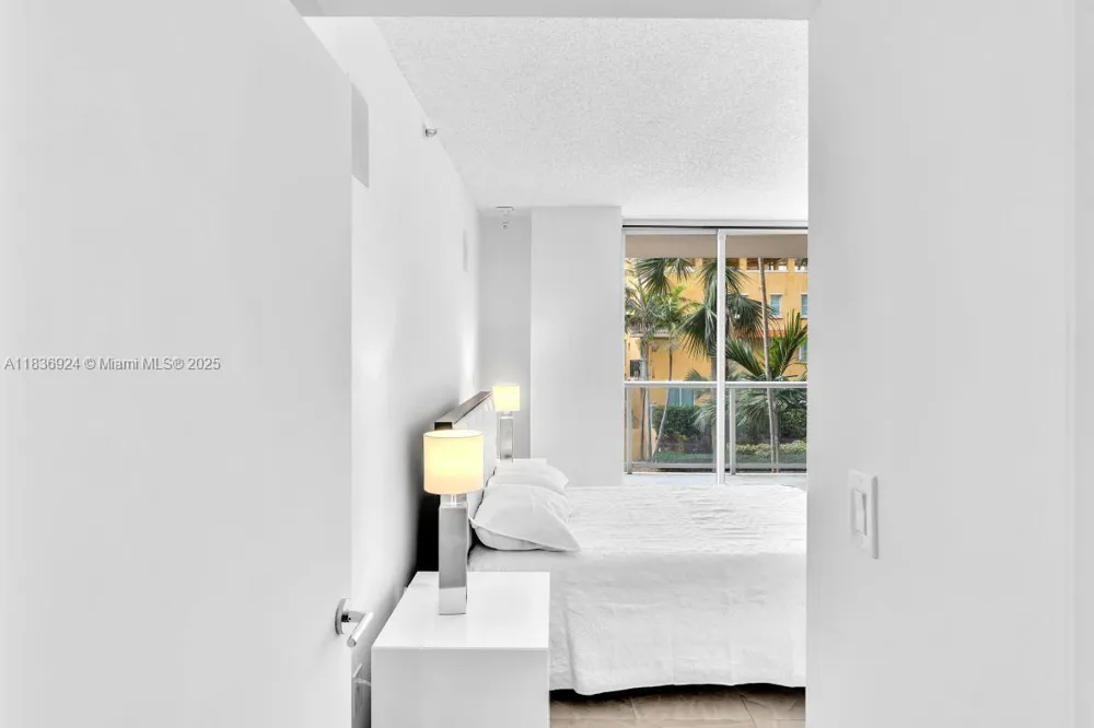 8855 E Collins Ave #2F Surfside, FL 33154