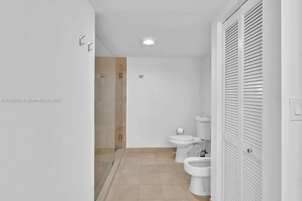 8855 E Collins Ave #2F Surfside, FL 33154