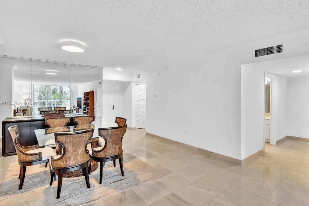 8855 E Collins Ave #2F Surfside, FL 33154