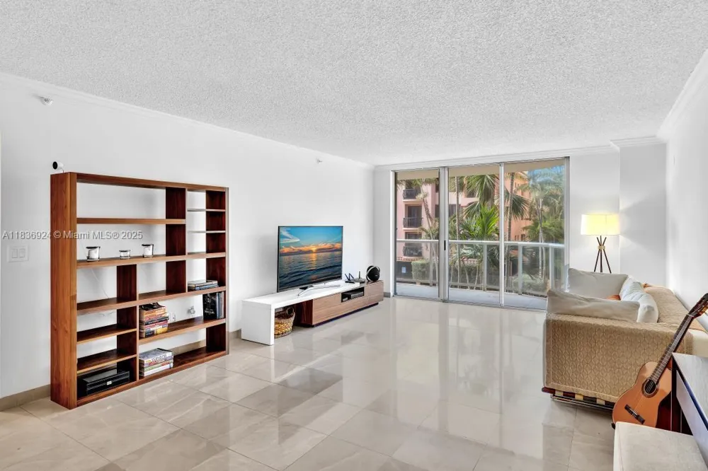 8855 E Collins Ave #2F Surfside, FL 33154