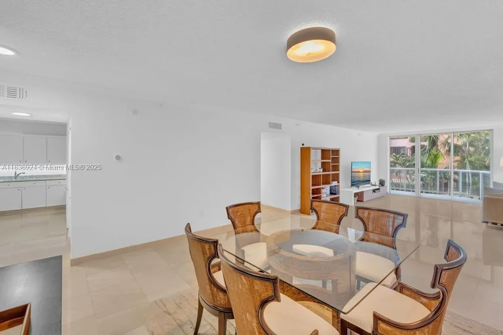 8855 E Collins Ave #2F Surfside, FL 33154