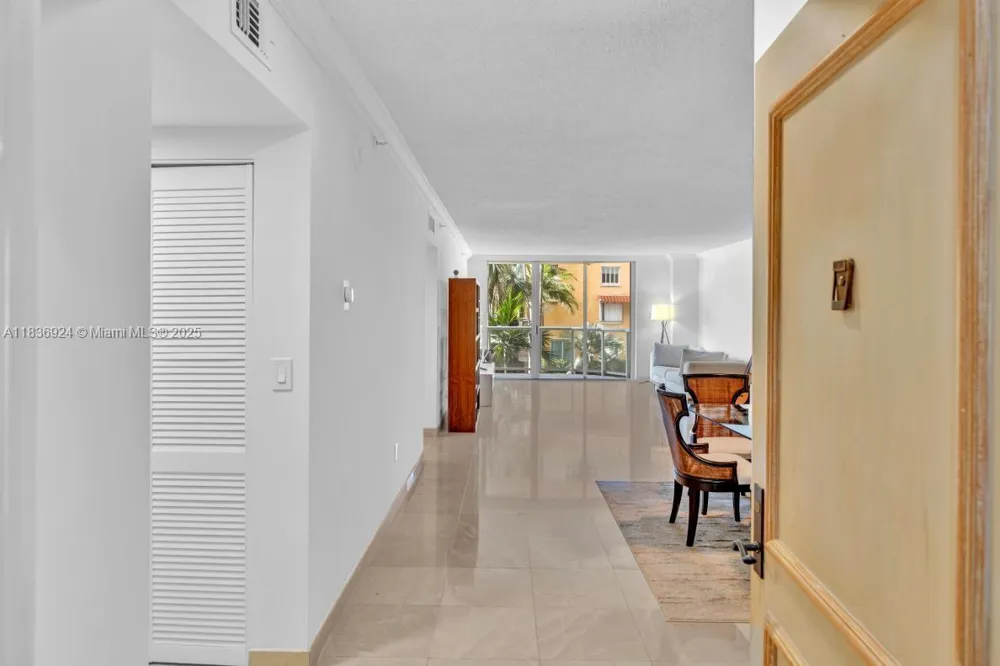 8855 E Collins Ave #2F Surfside, FL 33154