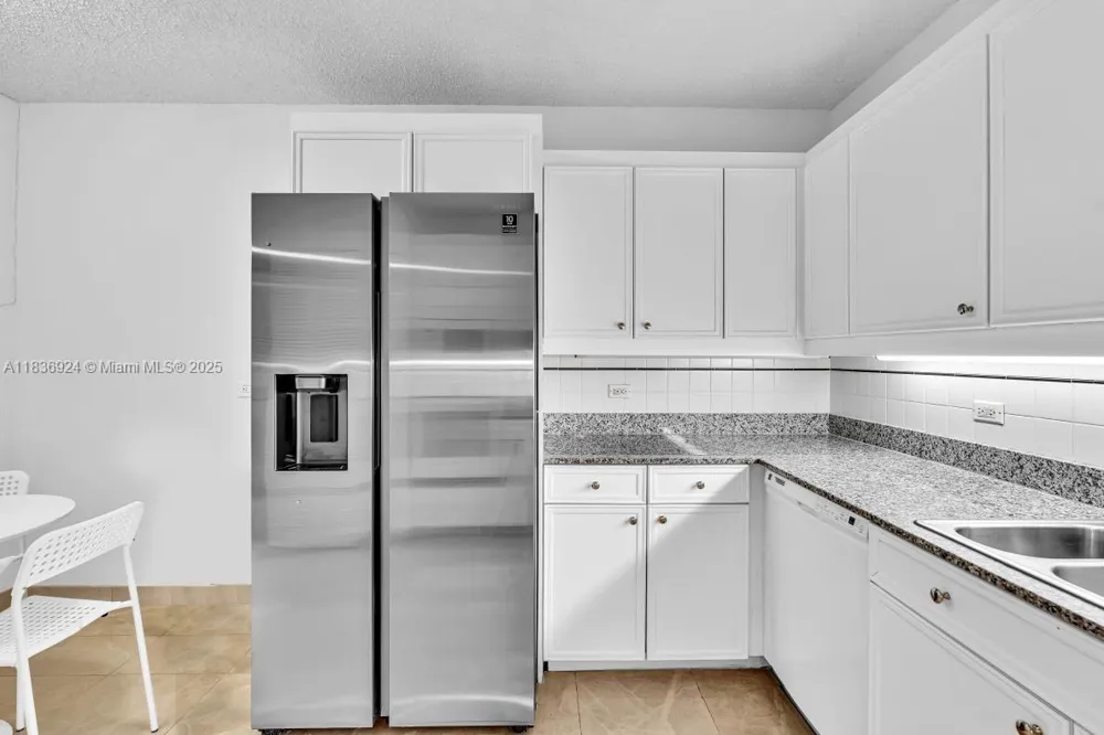 8855 E Collins Ave #2F Surfside, FL 33154