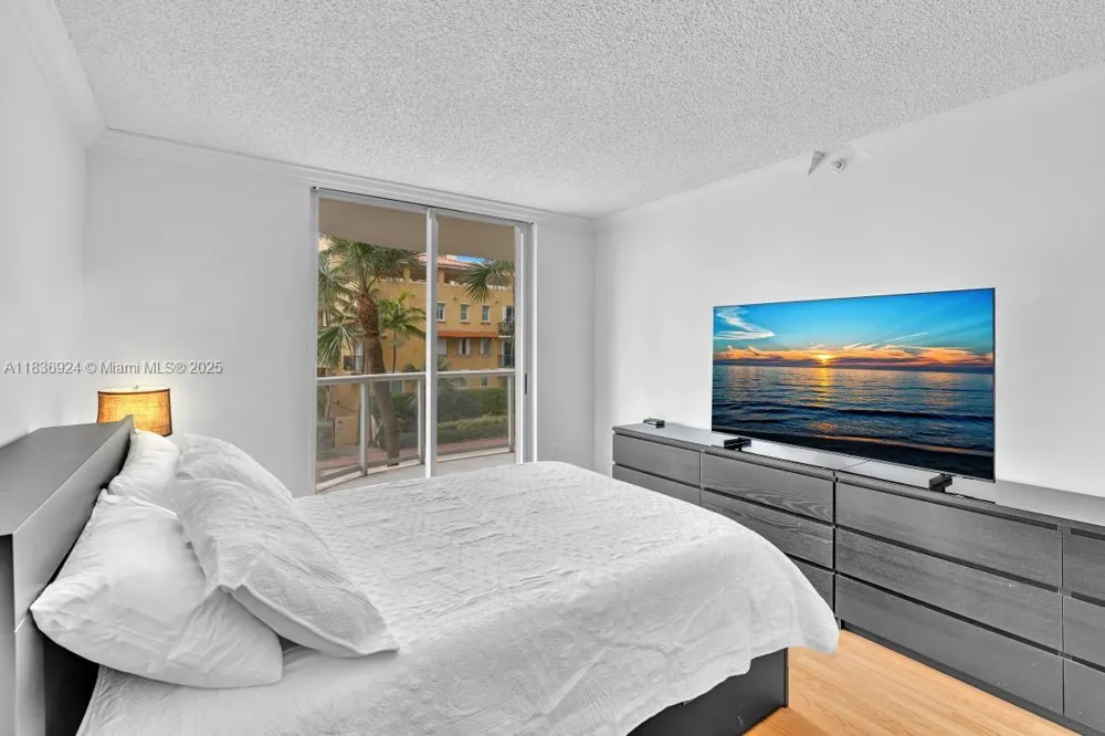 8855 E Collins Ave #2F Surfside, FL 33154